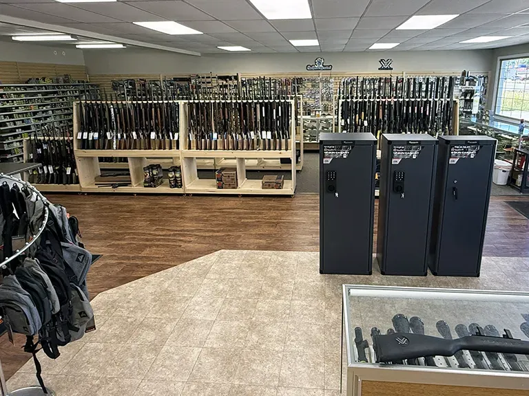 Firearms & Accessories In Lincoln